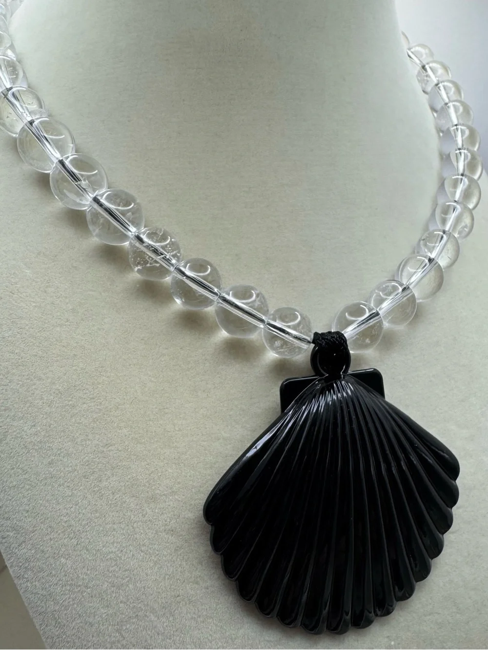 Midnight Beaded Shell Necklace NEW